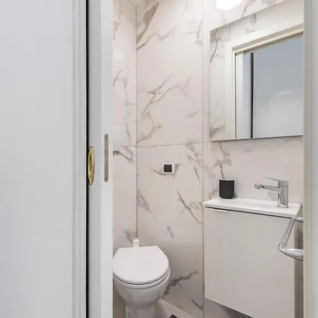 Apartment White - Duomo - 6 Posti